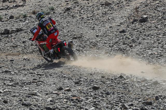画像: 山岳地帯を快走するホアン・バレダ。速さはある一方で、最後まで走り抜く安定感が課題。