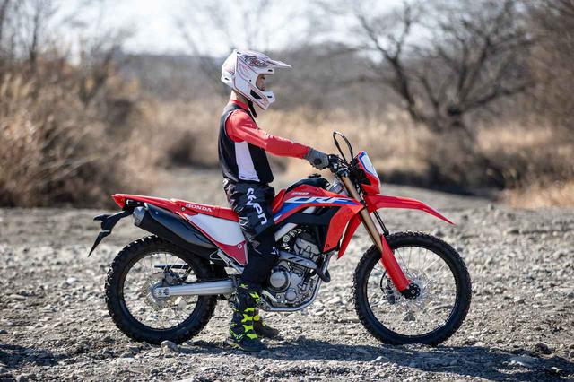 画像1: CRF250Lじっくりインプレ vol.1「足付きがいいだけじゃなかった。スタンダードと足長の<s>を比較」