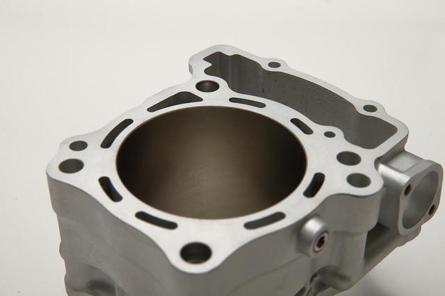 画像3: 4st300ccのちょうど良い乗りやすさ。CRF250LをボアアップしてCRF300L/RALLYを手に入れろ