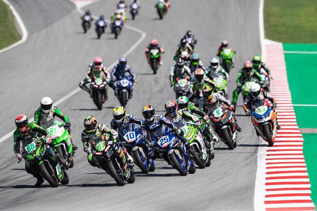 画像1: 予選タイムが決勝に響くロードレース、横一列スタートで実力勝負のモトクロス。