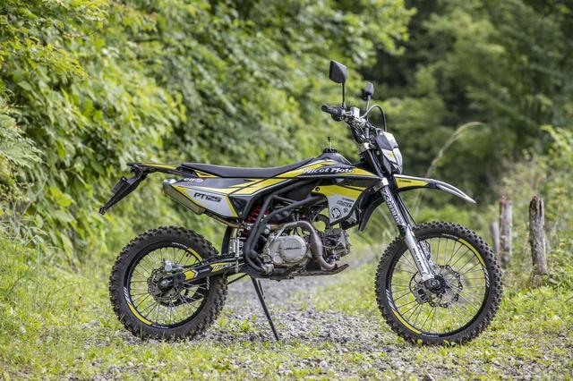 貴重な原付2種オフロードバイク、ニコット・PT125がホンモノの楽しさを 
