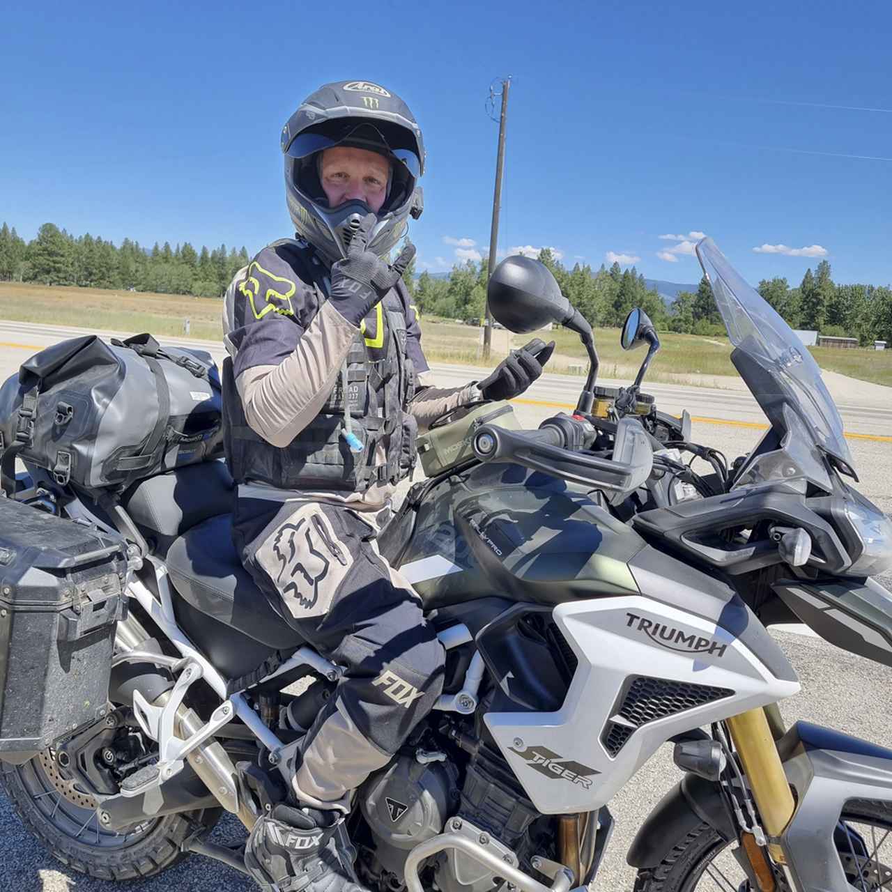 リッキー・カーマイケル×TIGER1200、4日間の貴重なアドベンチャー  