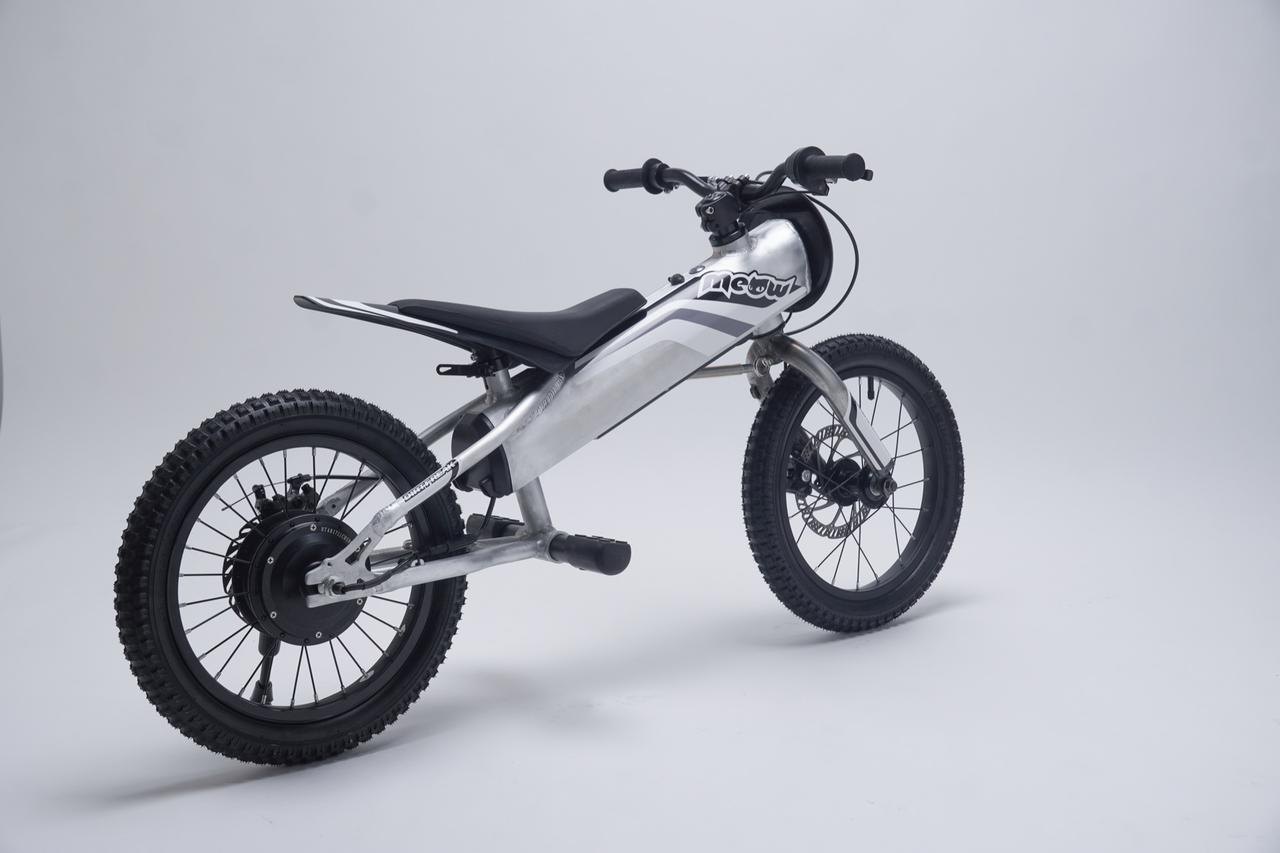 画像 : 2番目の画像 - 「ヨツバモトが初モデルチェンジ、「Meow16-Ⅱ」販売スタート」のアルバム - Off1.jp（オフワン・ドット・ジェイピー）