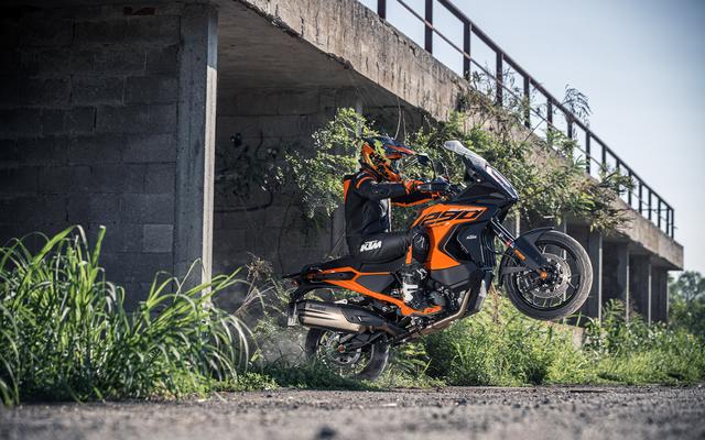 非日常の扉をこじあける、KTM 1290 SUPER ADVENTURE S - Off1.jp