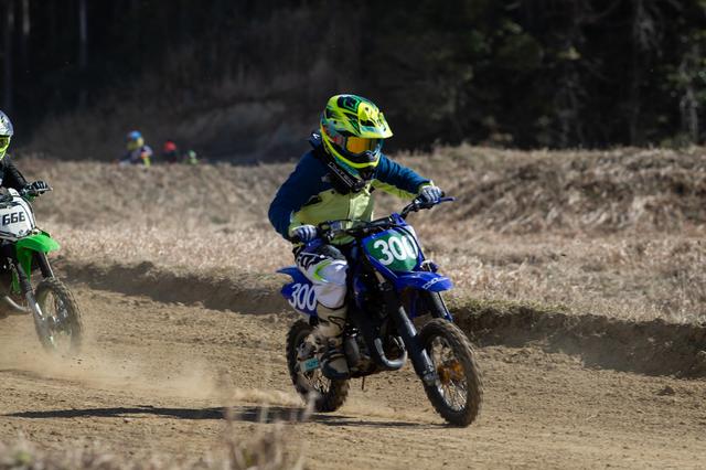 76a40547280105c3689281d99c9a48