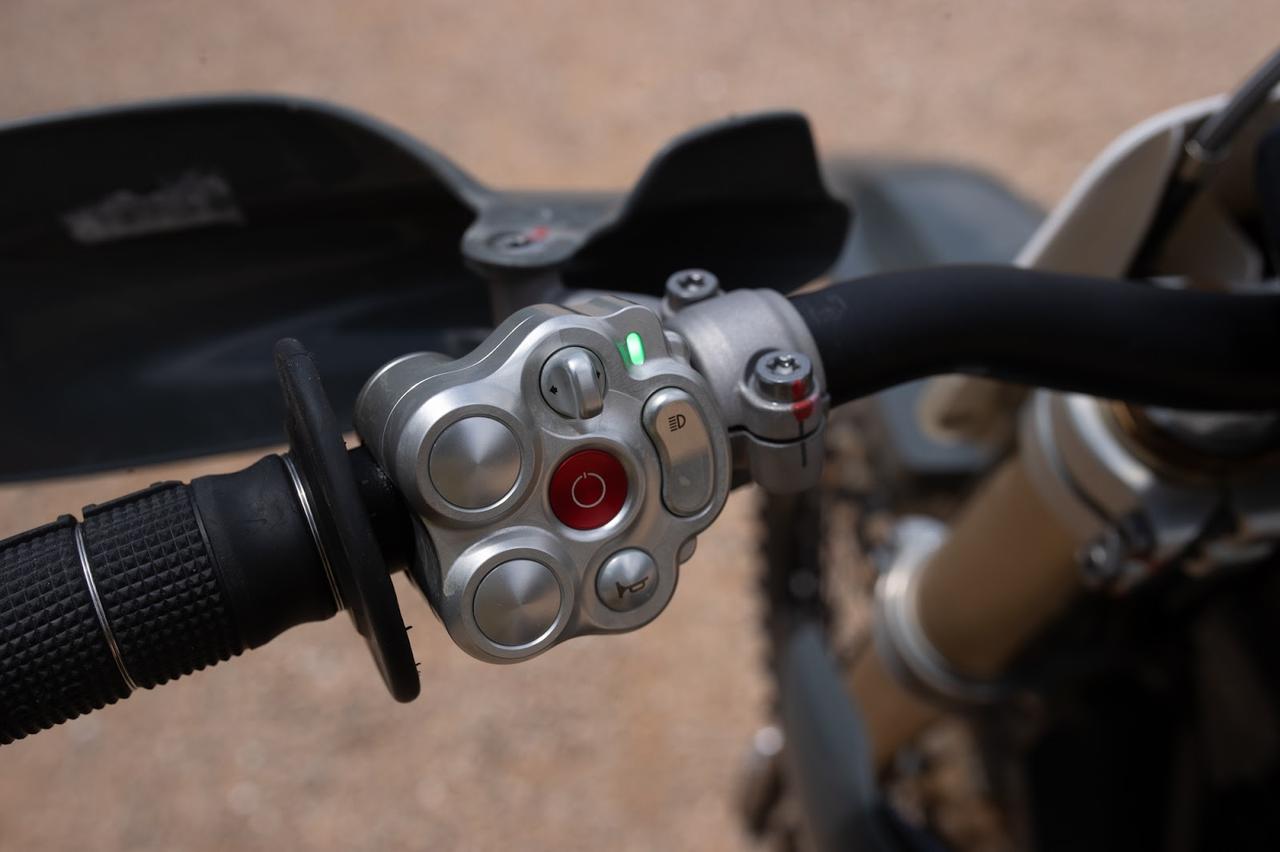 画像6: 「ノイズからピュアな情報を引き出す」STARK VARG EXが教えてくれたエンデューロバイクの新基準