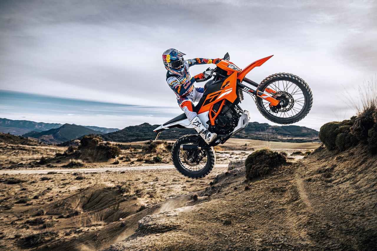 画像3: KTM 390 ENDURO Rが発表、普通二輪免許で乗れるデュアルスポーツモデル