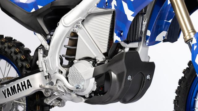ヤマハが電動モトクロッサー「YE-01 Racing Concept」を公開、ICE