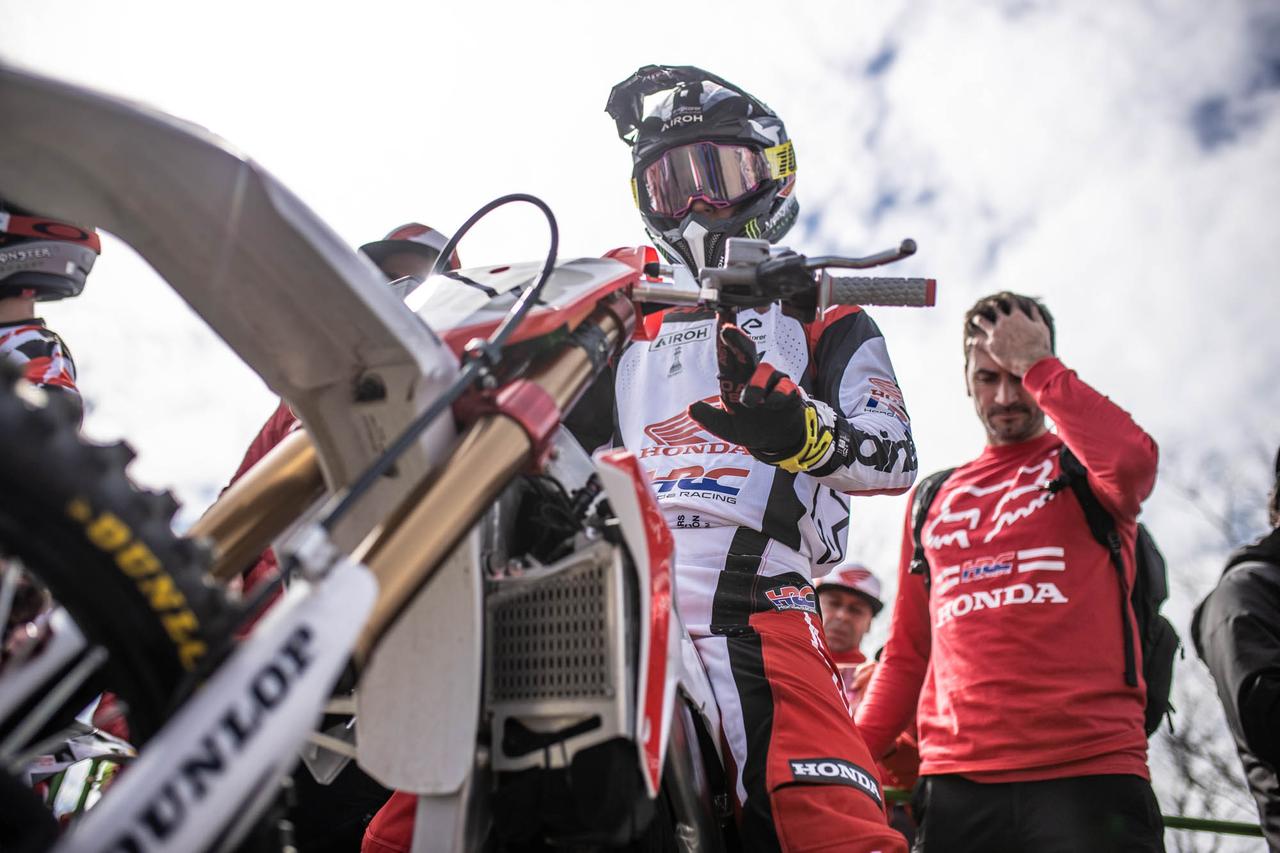 画像: 大阪で見たCR ELECTRIC、クラッチらしきデバイスは一体……? - Off1.jp(オフワン・ドット・ジェイピー)