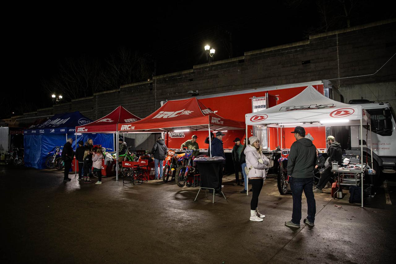 画像: アウェイのエンデューロクロスで、日本勢が孤軍奮闘してきた