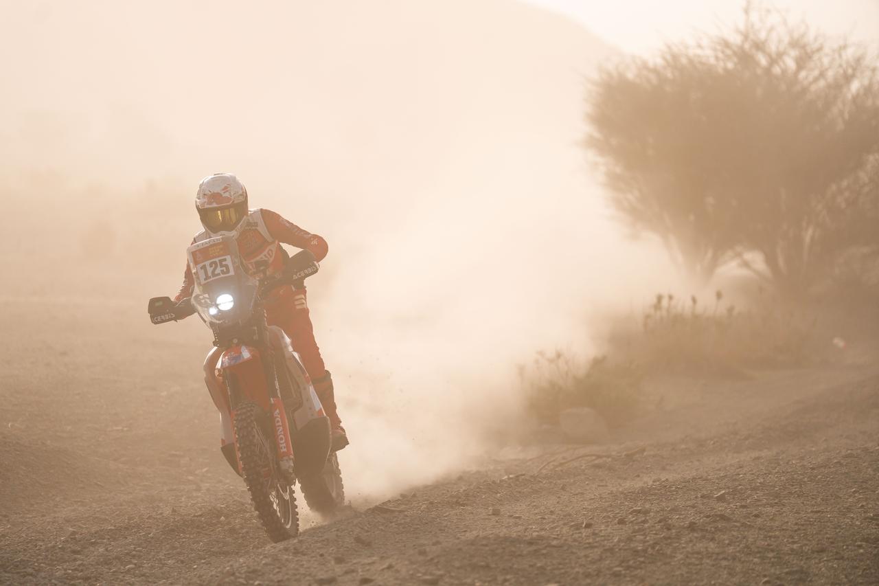 画像: 空中で確信した「終わり」と、トライアルの本能