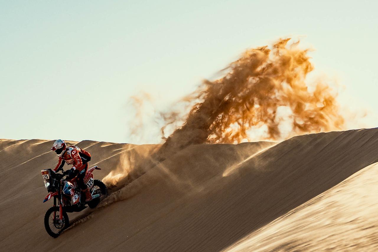 画像1: ステージ9、美しき夕日と激痛の夜明け