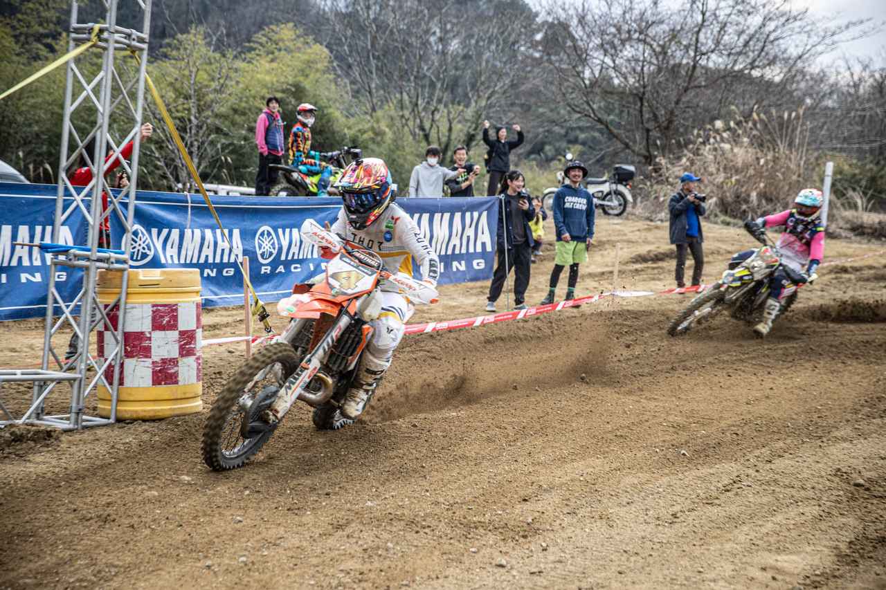 画像: ラストラップ、ゴール直前の攻防戦