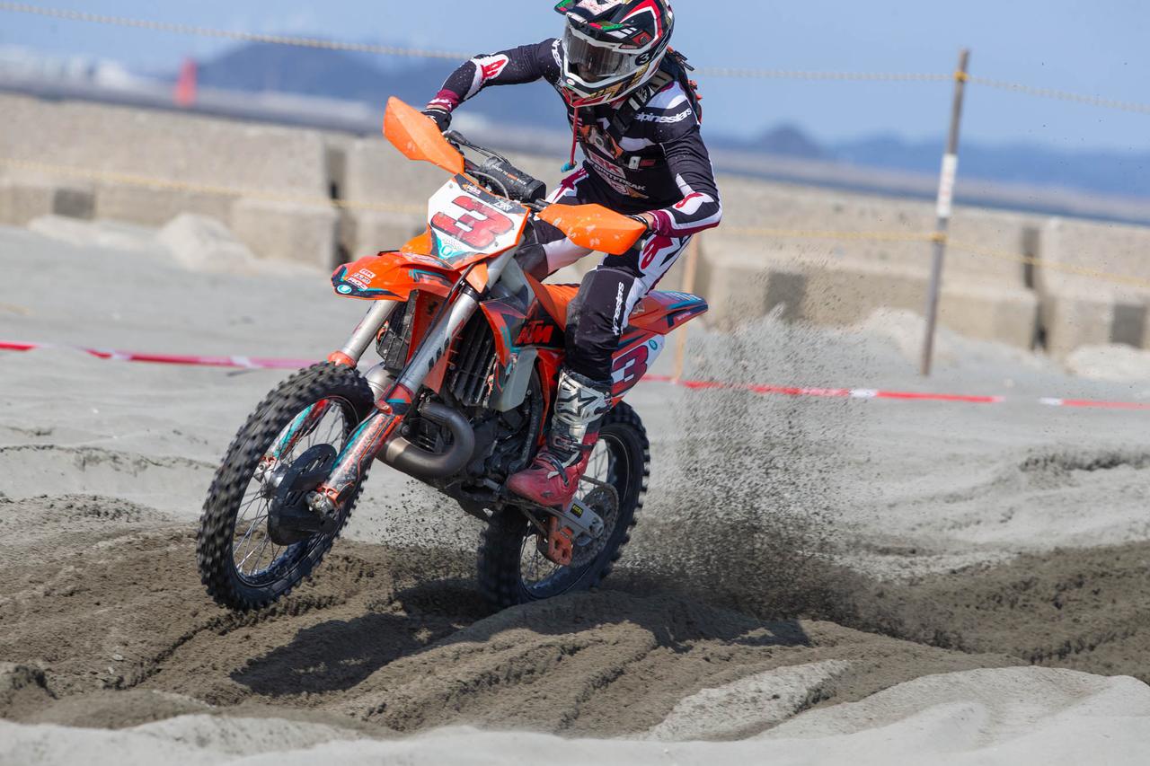 画像1: 開幕戦の勝者、矢野の苦悩