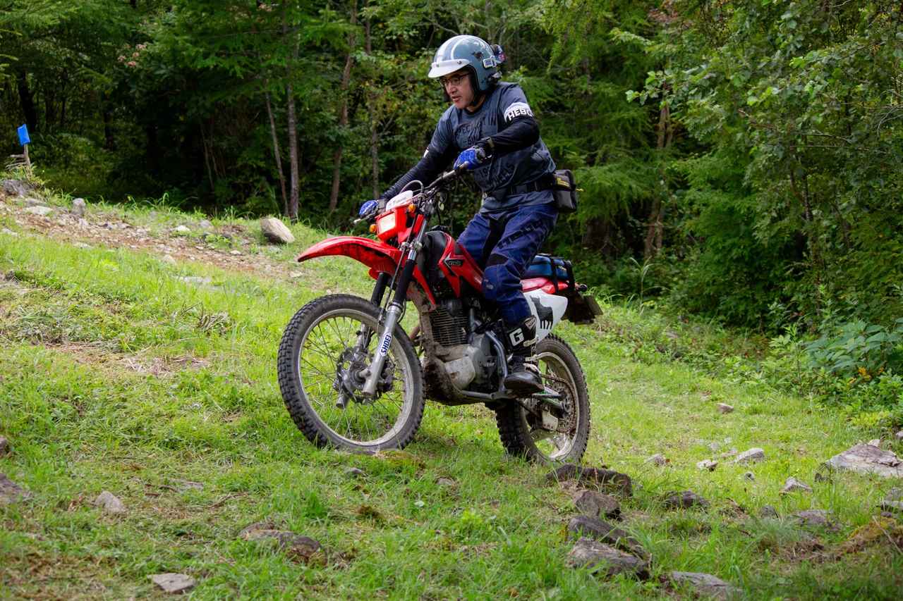 画像: トレイルクラスには公道走行可能な250cc以下のトレイルバイクで参加できる