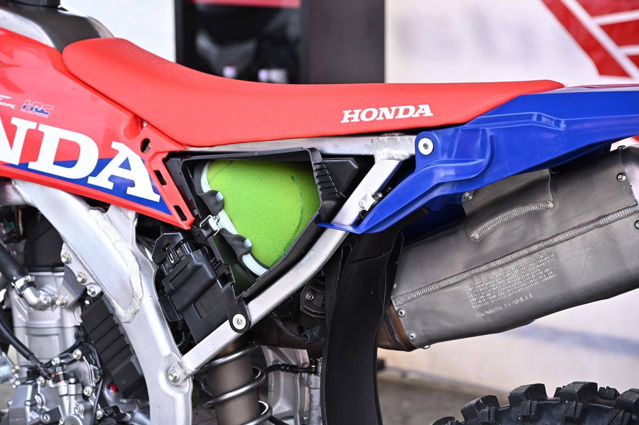 画像3: 97mmは、大きいバルブを入れるためだった