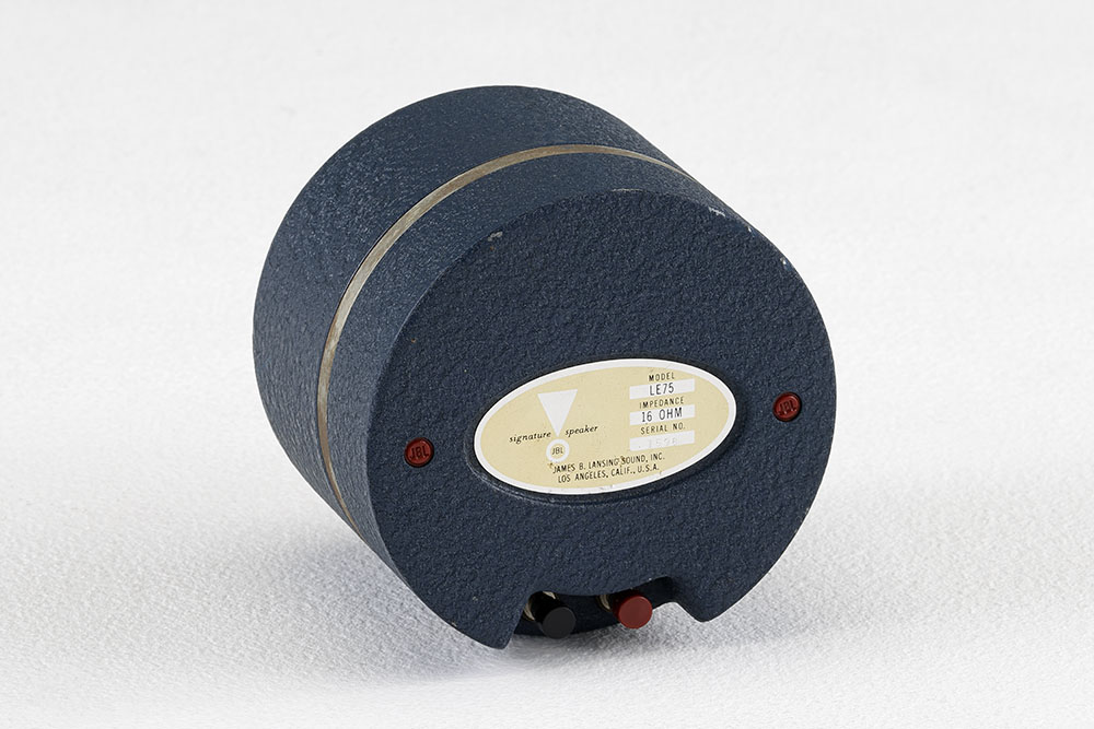 画像: JBL LE75