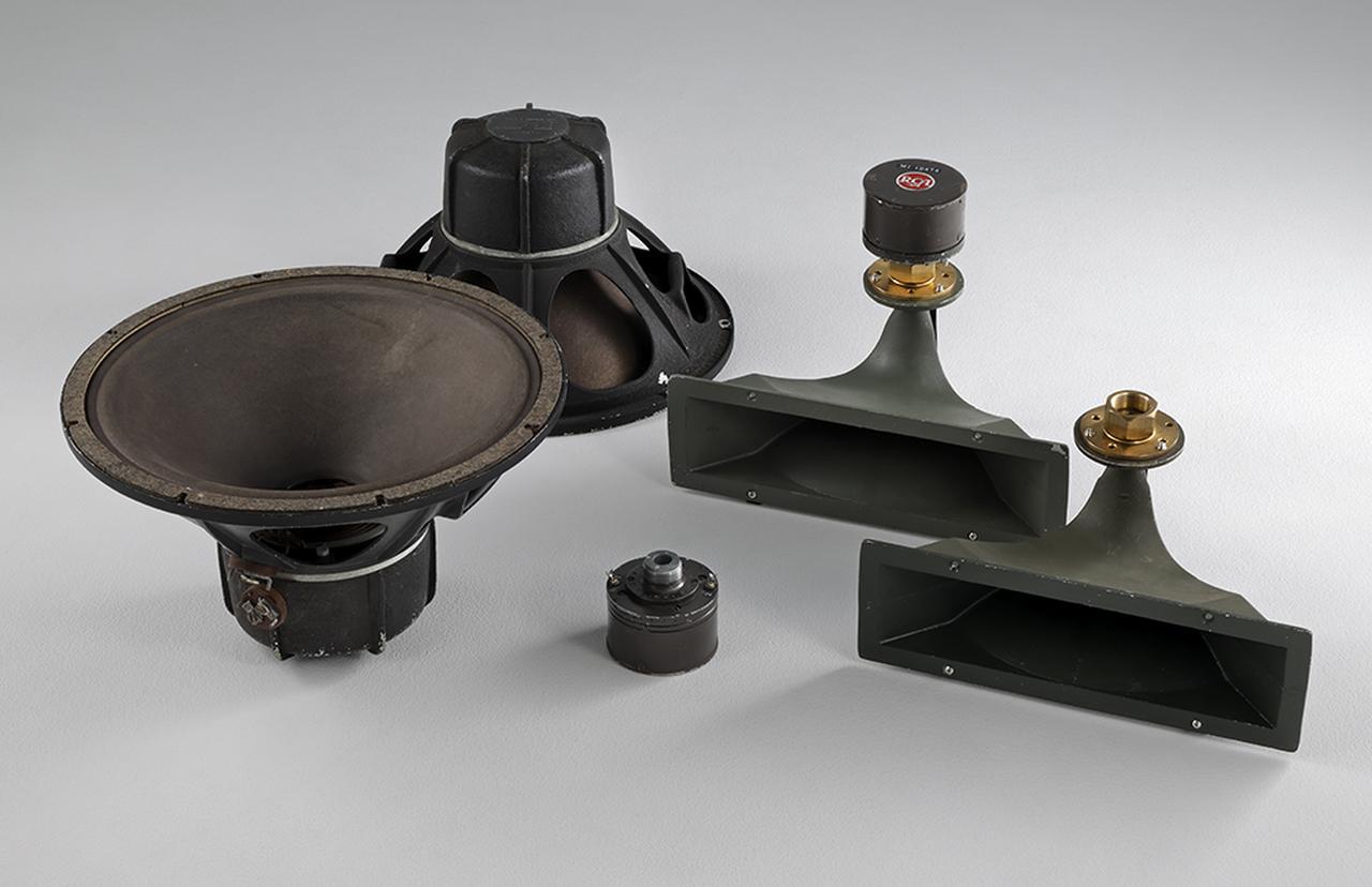 画像: WE的な中高域の鮮やかさとウーファーのタイトな響き