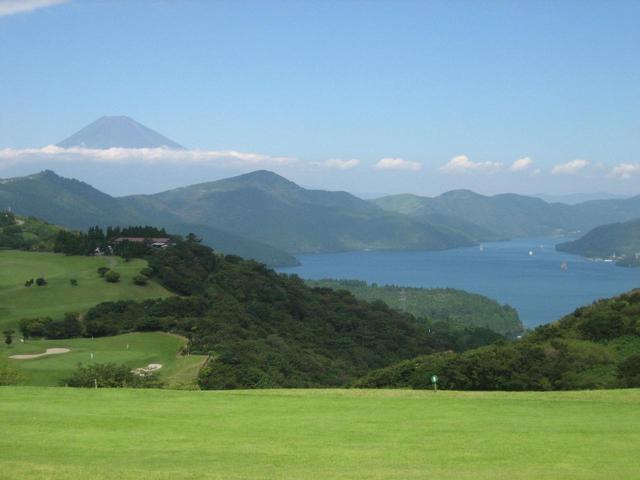 画像: 神奈川と静岡2県にまたがる箱根くらかけゴルフ場