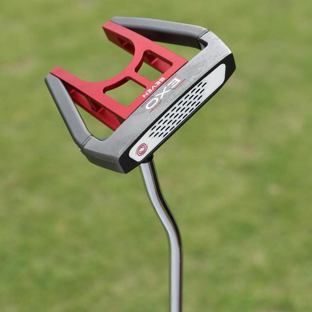 画像: パターは5月の関西オープンからオデッセイのニューパター「EXOセブン」を使用。「構えたときの感じがよかった」