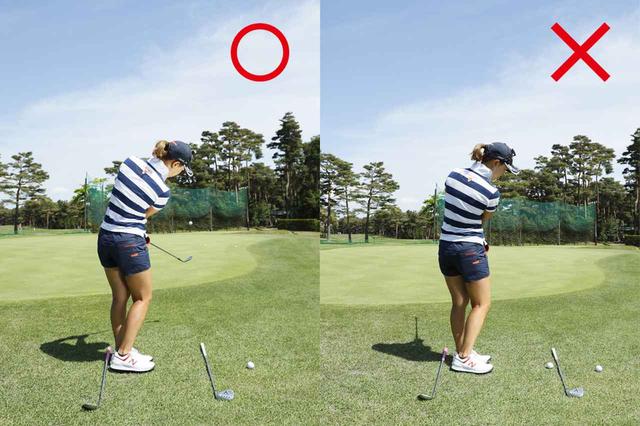 画像: ヘッドは真っすぐ目標に(写真左)、ヘッドがインサイドに入るのは×(写真右)