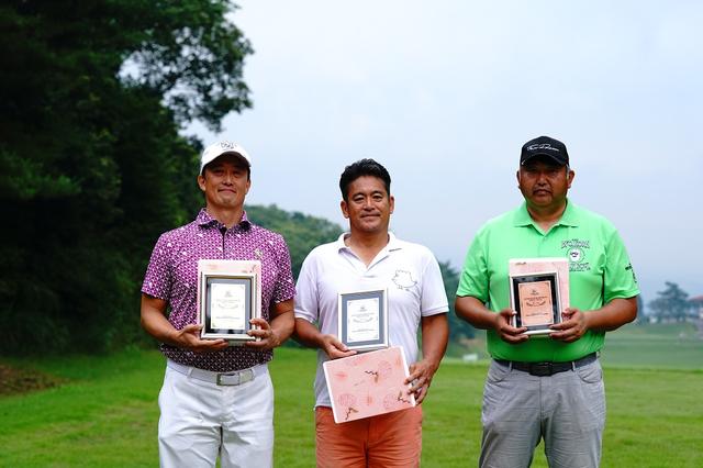 画像: 「SUPER SENIOR DIVISION / スーパーシニア」左より第1位 堀田晃宏 、第2位 小西 憲三郎、第3位 山田 勉