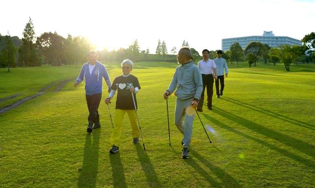画像1: 【鹿児島・合宿】青木功プロのトレーナー比佐仁先生と行く、百歳までゴルフ! 「からだ改善」6日間の旅