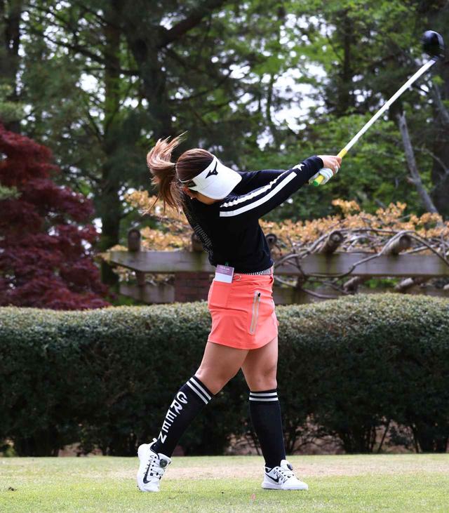 画像4: 【女子プロ百花/山下美樹】まずはステップで3勝したい。私の笑顔、覚えておいてください!