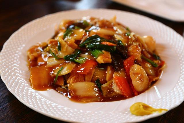 画像: 五目あんかけ焼きそば ¥800 (取材時)