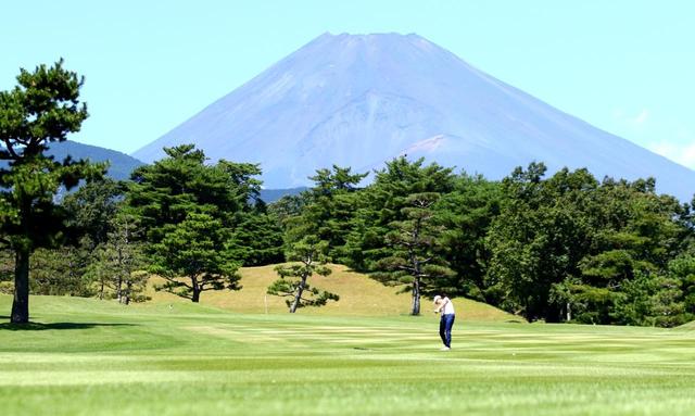 画像: 富士山が大きく見える東名CCが熱戦の舞台