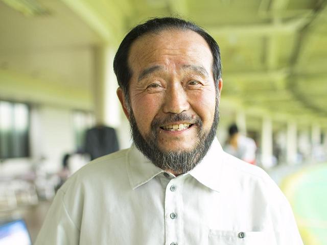 画像: 【教える人】 篠塚武久先生。時松隆光プロを育て、テンフィンガーの研究は20年以上。福岡市で桜美ゴルフハウスを主宰