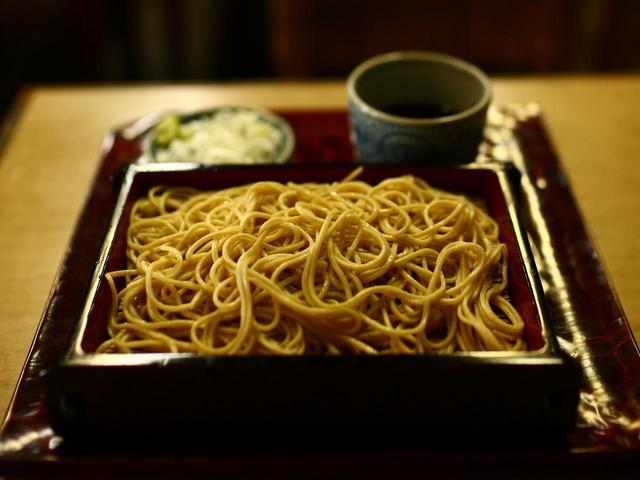画像: 田舎蕎麦に対して江戸蕎麦。雑味を除き風味を楽しむ