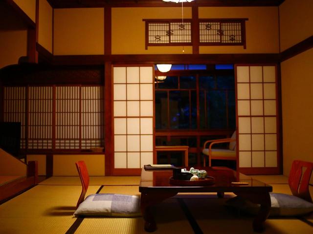 画像5: 【小田原・湯河原・熱海】相模湾を見下ろす絶景コースと獲れたて絶品アジフライの旅