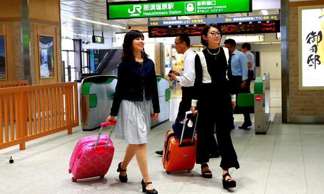 画像: 東京駅7時04分発の新幹線「なすの」に乗れば、8時12分に那須塩原駅に到着