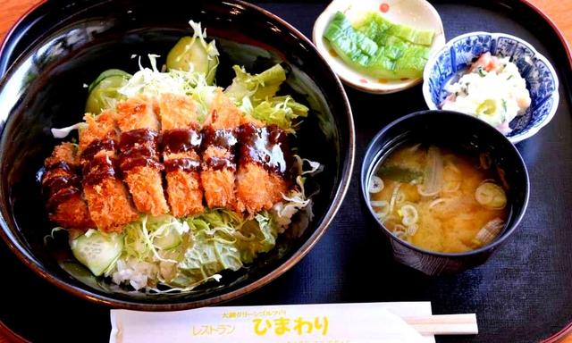 画像: 黒豚とんかつ定食 900円