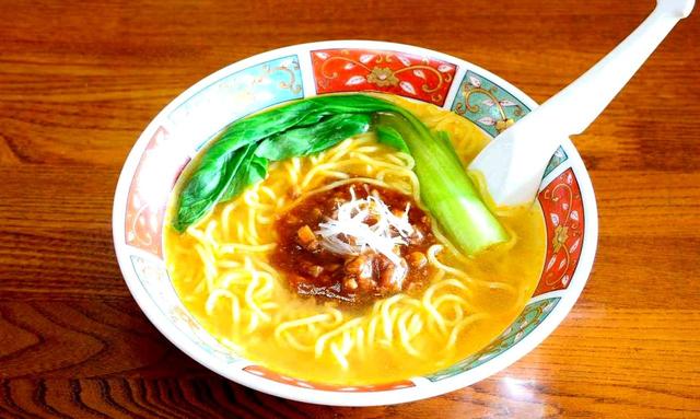 画像: 担々麺800円