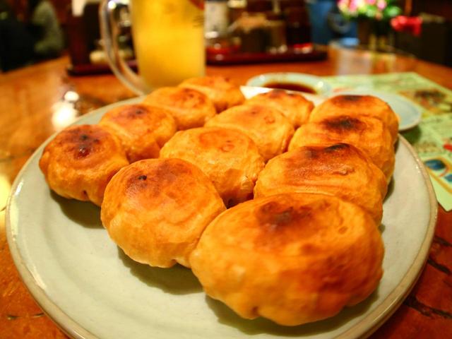 画像: 【JR古河・駅チカグルメ】創業50年、丸満のふっくら餃子はビールが止まらない!