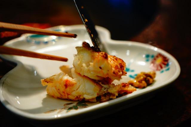 画像: 香ばしく焼きあがった伊勢海老。たまりません!