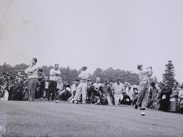 画像: 2日目。アメリカと同組の日本勢。左からジミー・デマレー、中村寅吉、小野光一、サム・スニード