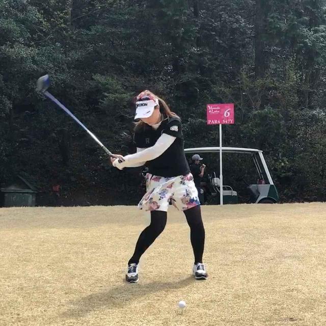 画像2: 【ミート率】高松志門がオーバースウィング、シャフトクロスの悩みを解決。女子プロ 池内絵梨藻も受講中!