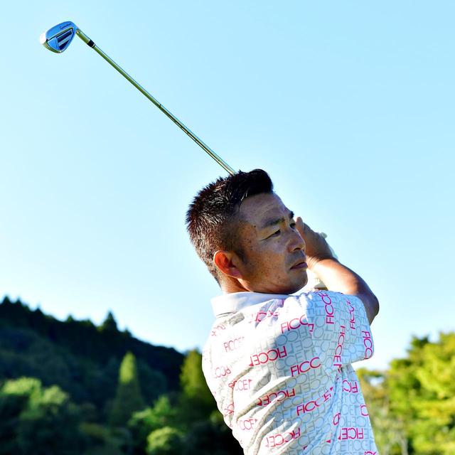 画像: 【試打・解説】福永和宏プロ スウィング理論とともにギアにも造詣が深い。ツアー1勝