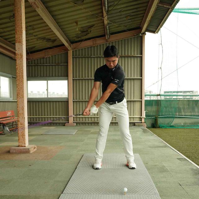 画像1: 【10本で握る】テンフィンガーグリップで300ヤードを飛ばす高校2年! 篠塚武久先生が教え子、出利葉太一郎くんのスウィングを解説