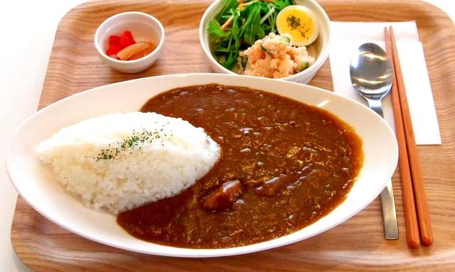 画像: 昔ながらのカレーライス 600円