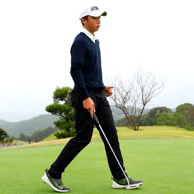 画像: 飛球線と直角の位置から入る