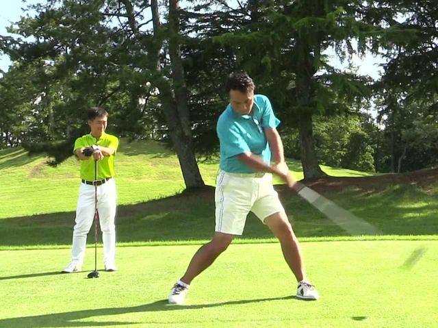 画像5: 【今泉健太郎の400ヤード理論vol.⑦】ブレない軸の覚え方。 元プロ野球選手、鈴木健さんが目ウロコのぶっ飛びレッスン!【ゴルフダイジェスト動画】