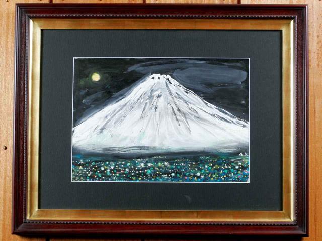 画像: ハウス内に飾られている、黒澤明監督が描いた富士山の絵画