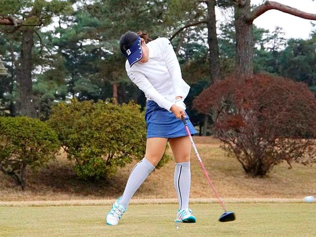 画像5: 【女子プロ百花/西畑萌香】チャームポイントは“右えくぼ”です。今季はプロ意識を強く持ってプレーします!