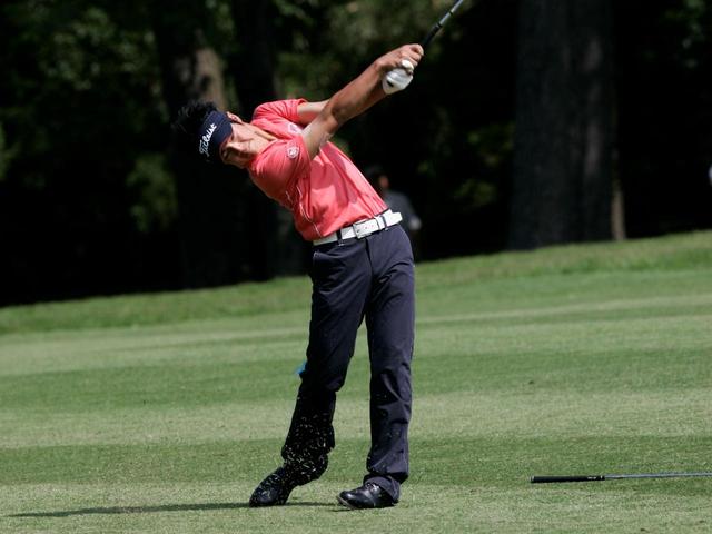 画像: 高校生のアマチュアとして出場した男子ツアーで優勝。2007年のスウィング