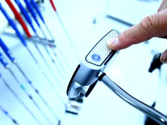 画像: 手首を支点にするとヘッド速度が操れる