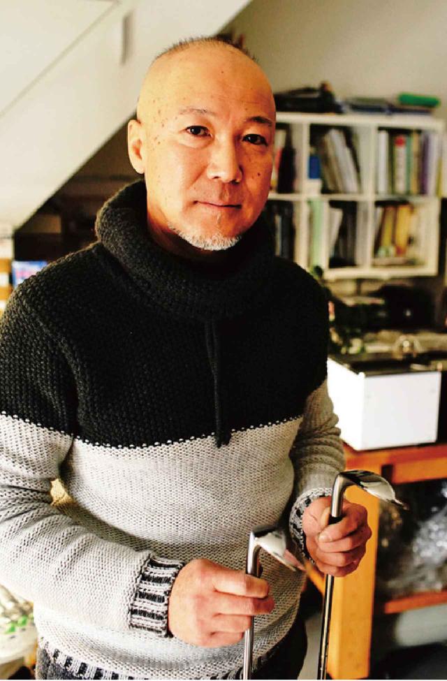 画像: 【削り/平野吉純さん】 ひらのよしずみ。兵庫県川西市で「ワークランドゴルフクラブデ ザイン」主宰。あらゆるゴルファーの悩みに応えてくれる職人